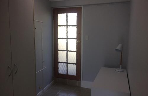 Mount Louisa Apartment | Stretton Lane