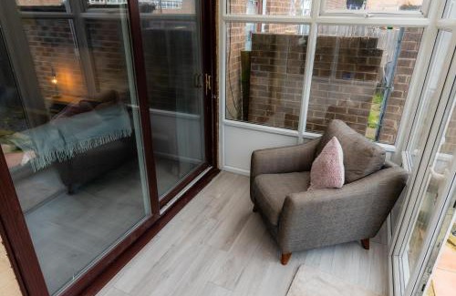 Washington House | Stridingedge - 3 Bedroom 5 beds Sleeps 6 Ideal For Contractors