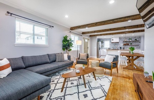 White Lake House | Stunning Three Bedroom Lake Escape