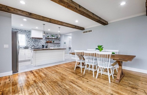 White Lake House | Stunning Three Bedroom Lake Escape