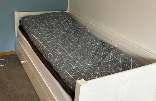 Innerstaden-Ostermalm Apartment | Student Only: Coveniently-located Apartment in Klintvagen