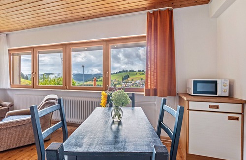 Todtnauberg Apartment | Studio '1, 30 sqm' with Mountain View, Shared Terrace and Wi-Fi