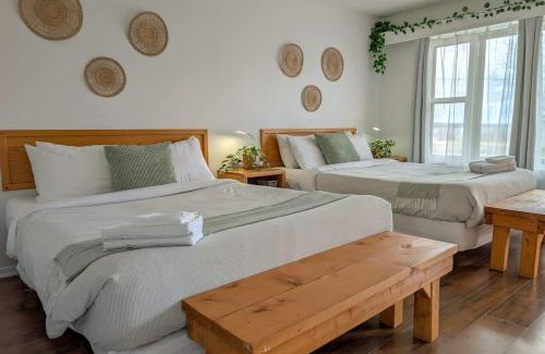 Ste Anne de Beaupre Apartment | Studio 12 - 2 min du Bord de l'eau Foyer & Barbecue