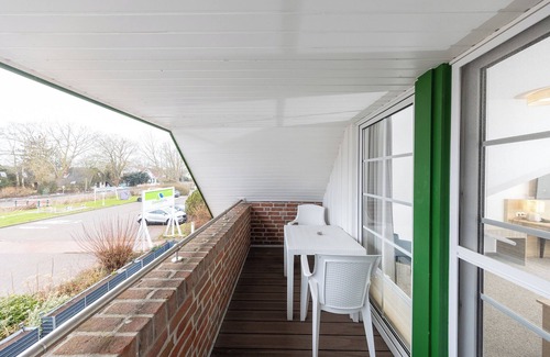 Dorumer Neufeld Apartment | Studio 121. With balcony and stylishly furnished.