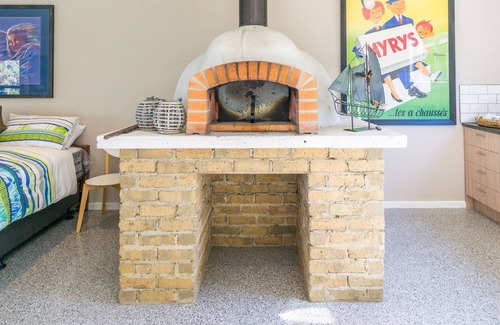 The Gurdies Cottage | Studio 165/Hidden Gem on 50 Acres with Bay views