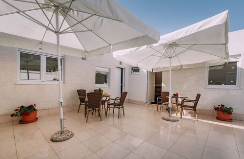 Budva Apartment | Studio (2 Adults + 1 Child)