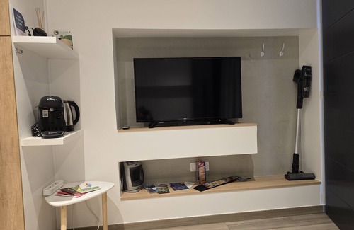 Poisy House | Studio 2022 parking and terrace (pets welcome!)