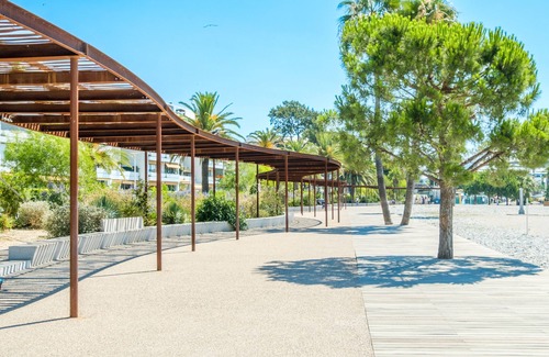 Saint-Laurent-du-Var Apartment | Studio '4 Persons Seaside' with Private Terrace and Air Conditioning