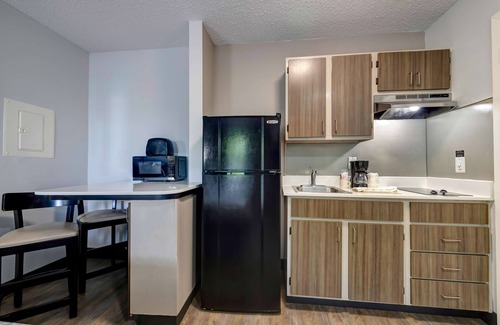 South Arlington Hotel | Studio 6 Arlington, TX - South - Dallas
