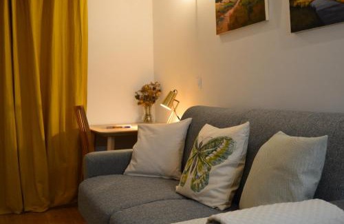 Faubourg de l'Arche Apartment | Studio 88