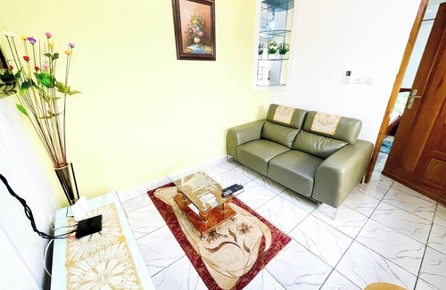 Douala Apartment | Studio A1,B-ssadi Santa Lucia,wifi, canal, gardien