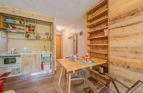Sauze d'Oulx Apartment | Studio Abete Rosso 500m From Ski, Sauze d'Oulx, Italy