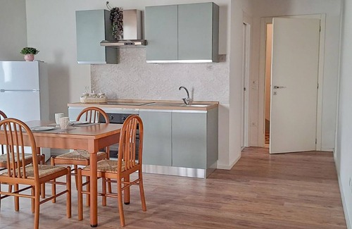 Quinto di Treviso Apartment | Studio Apartment 'Casa Toe' Quinto' with Shared Terrace, Wi-Fi and Air Conditioning