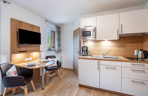 Winden im Elztal Apartment | Studio Apartment 'Ferienwohnung Morgensonne' with Shared Terrace, Shared Garden and Wi-Fi