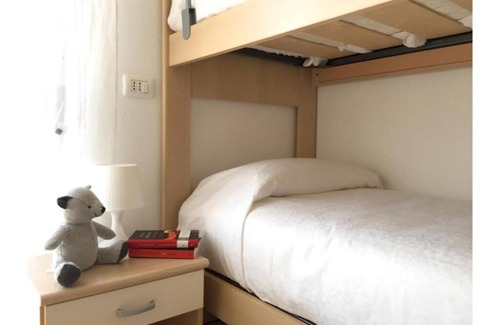 Cremeno Apartment | Studio apartment 13 - 5 mins to ski area and trekking paths