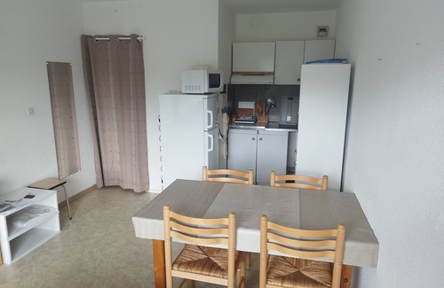Saint-Aventin Apartment | Studio apartment at the foot of the slopes