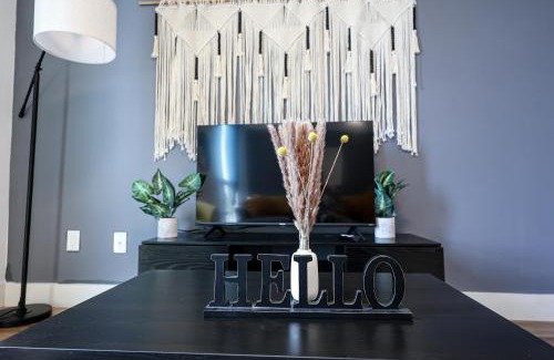 Brewerytown Apartment | Studio Apartment - Central,gym,rooftop,wifi,wd