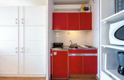 Villarembert Apartment | Studio Apartment 'Le Cosmos' with Mountain View and Balcony