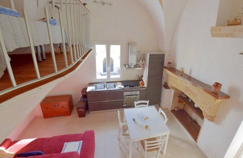 Tiggiano Apartment | Studio Apartment Le Scalette Above