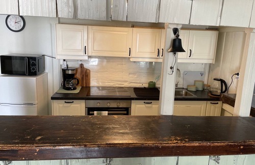 Stathelle Apartment | Studio Apartment med alt du Trenger ! Kort Avstand til Transport og Shopping !