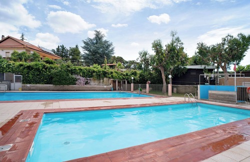 Albenga Apartment | Studio Apartment "Monolocale Con Soppalco 43" with Shared Pool, Private Terrace & Wi-Fi
