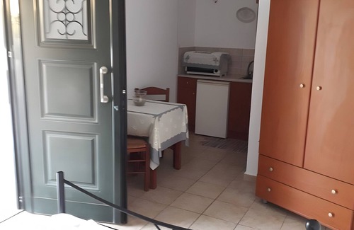 Merichas Apartment | Studio Apartment 'Mouria C' with Sea View, Wi-Fi and Air Conditioning