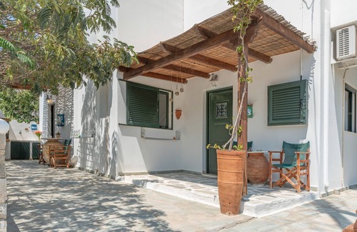 Merichas Apartment | Studio Apartment 'Mouria B' with Sea View, Wi-Fi and Air Conditioning