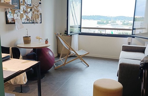 Bassins a Flot Apartment | Studio apartment on the quays of Chartrons - cité du vin - Bordeaux