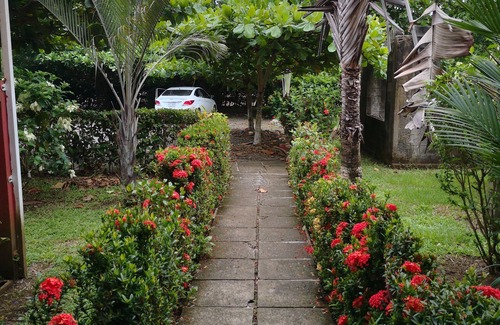 Parrita Apartment | Studio apartment only 3 miles off the ocean with pool plus WiFi