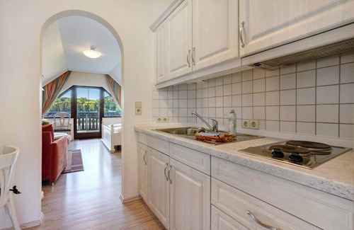 Pobershau Apartment | Studio Apartment 'Pension Bergblick - Silberstraße' with Mountain View, Balcony and Wi-Fi