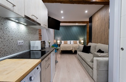 Santander Apartment | Studio Apartment with Street View