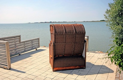 Lemkenhafen Apartment | STUDIO - Apartment with fantastic sea views