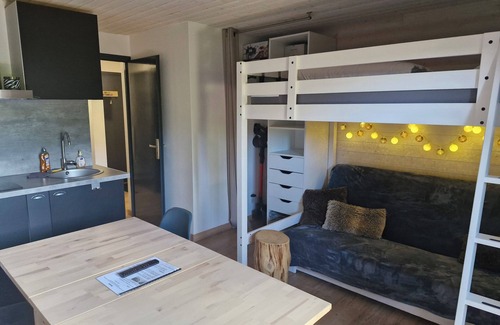 Les Carroz-d'Araches Apartment | Studio at the foot of the slopes and center