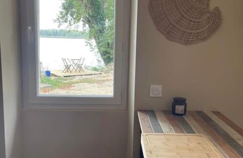 Saint-Seurin-de-Bourg Apartment | Studio au bord de l'eau