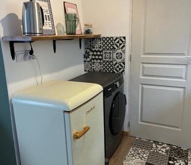 Vollore-Ville Apartment | Studio avec entrée indépendante sur un domaine de 9ha avec vue