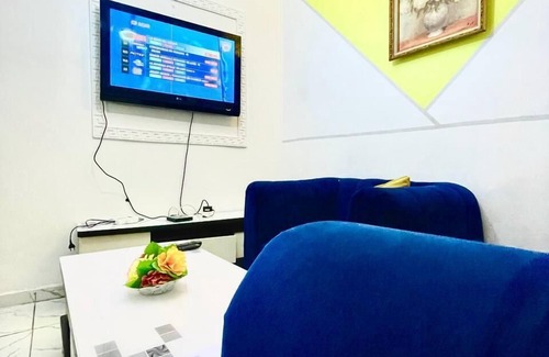 Douala Apartment | Studio B2,B-ssadi Santa Lucia,wifi, canal, gardien