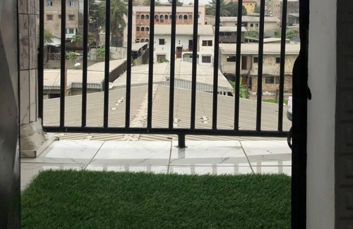 Douala Apartment | Studio B4,B-ssadi Santa Lucia,wifi, canal, gardien