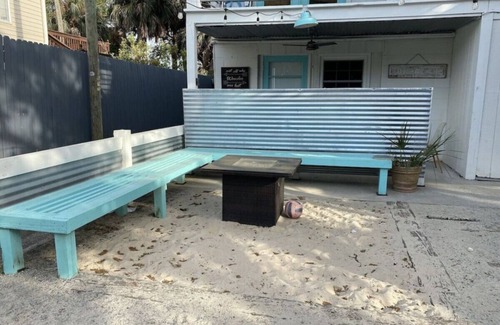 Folly Beach Apartment | Studio- Behind Bert’s Market