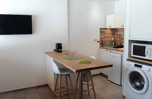 Propriano Apartment | Studio Centre Ville à 2 min à Pieds des Plages