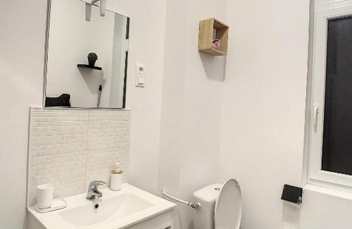 Saint-Quentin Apartment | studio centre ville gare cosy 2 pers wifi
