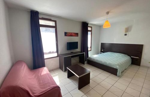 Carcassonne Apartment | Studio Cité médiévale 250 m