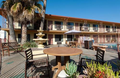 Studio City Hotel | Studio City Court Yard Hotel