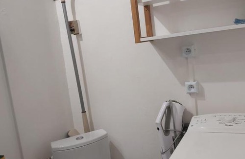 Amelie-les-Bains-Palalda Apartment | Studio classé 2 étoiles, terrasse 25m2 et garage