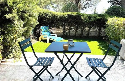Bastide Giraud Apartment | Studio Climatisé Avec Jardin, Tennis et Piscine