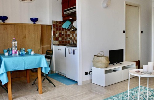 Bastide Giraud Apartment | Studio climatisé, piscine & parking, proche plage - FR-1-252A-99