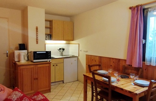 Prapoutel Apartment | Studio close to slopes, near ski school, Adrets-Prapoutel