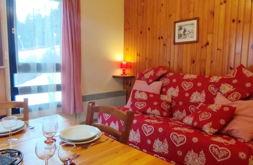 Prapoutel Apartment | Studio close to slopes, near ski school, Adrets-Prapoutel