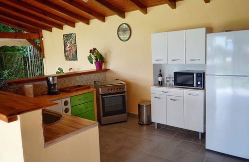 Capesterre-Belle-Eau Apartment | Studio-Comfort-Ensuite with Shower-Garden view