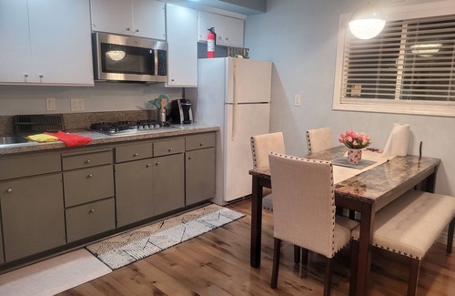 Stanton Apartment | STUDIO COMFORT