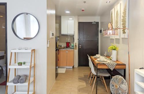 Pasay Apartment | Studio Condo NAIA Airport Terminal 3 Newport City Casino